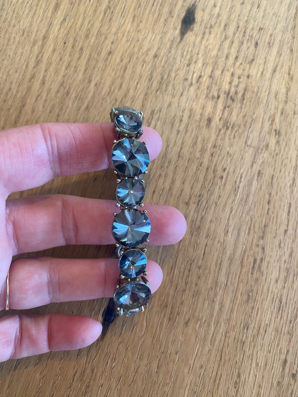 Blue Crystal Stretch Bracelet - Women’s Fashion Jewelry